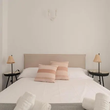 Beachfront Oasis Апартаменты *